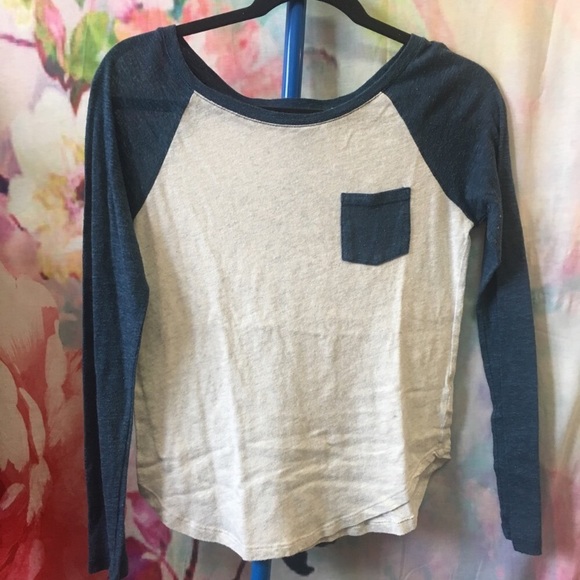 PacSun Tops - Pacsun baseball tee